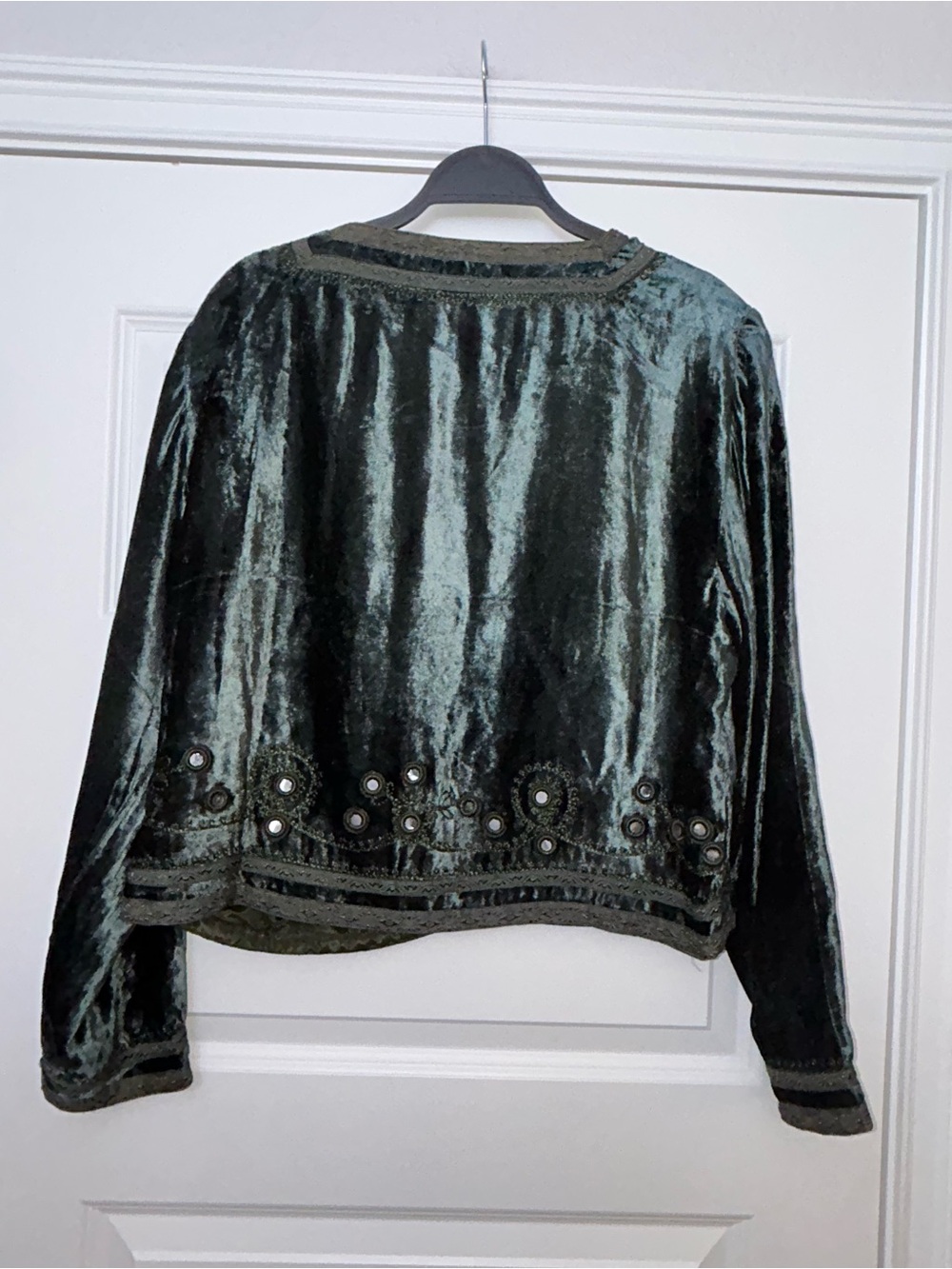 Vintage White Stag Long Sleeve Velvet Embroidered Tie Front Cardigan Top - Picture 6 of 7